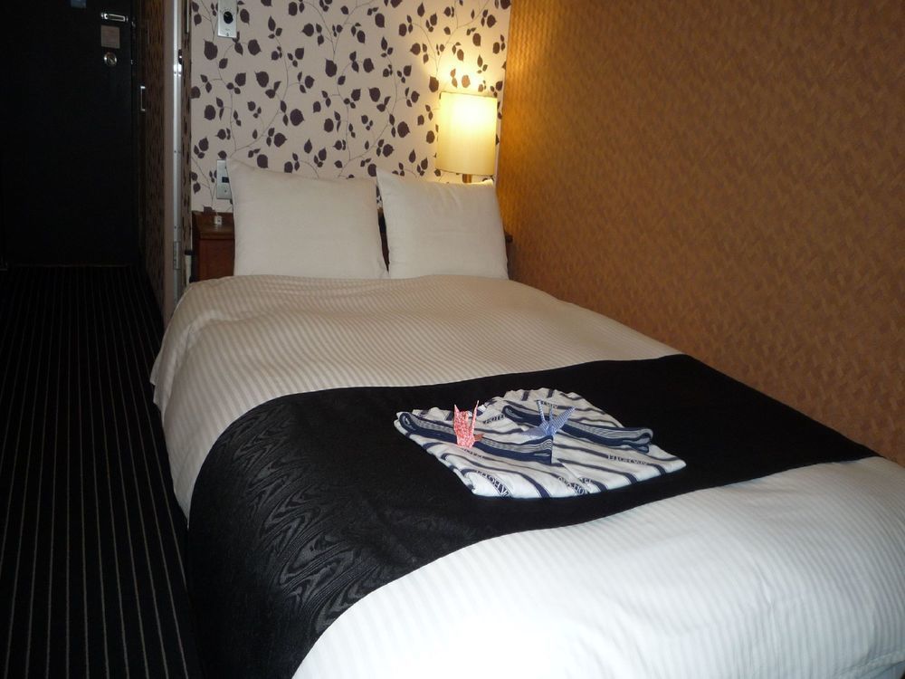 APA Hotel Okayamaekimae Bagian luar foto